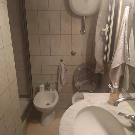 Lacasaincentro * فالمونتوني